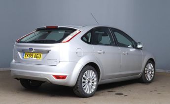 Ford Focus 1.6 Titanium 5dr