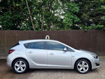 Vauxhall Astra 1.4i SRi Euro 6 5dr