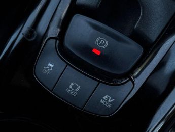 Toyota C-HR 1.8 VVT-h GPF Design SUV 5dr Petrol Hybrid CVT Euro 6 (s/s) (122