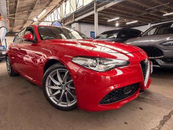 Alfa Romeo Giulia 2.0T Veloce Saloon 4dr Petrol Auto Euro 6 (s/s) (280 ps)
