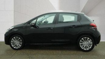 Peugeot 208 1.2 PureTech Signature Euro 6 (s/s) 5dr
