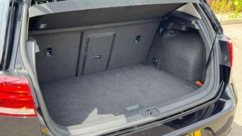 Volkswagen Golf 1.6 TDI SE Nav Hatchback 5dr Diesel DSG Euro 6 (s/s) (115 ps)
