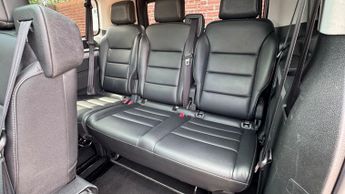 Peugeot Traveller 2.0 BlueHDi Allure Standard MPV 5dr Diesel EAT8 MWB Euro 6 (s/s)