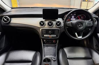 Mercedes-Benz GLA 1.6 GLA200 Sport (Executive) 7G-DCT Euro 6 (s/s) 5dr
