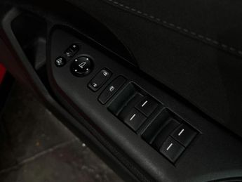 Honda Civic 1.5 VTEC Turbo Sport CVT Euro 6 (s/s) 5dr