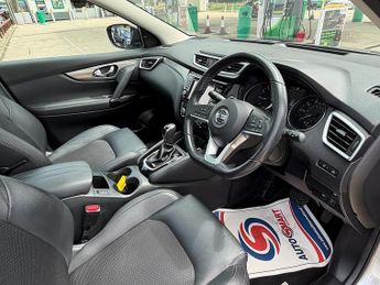 Nissan Qashqai 1.2 DIG-T Tekna SUV 5dr Petrol XTRON Euro 6 (s/s) (115 ps)
