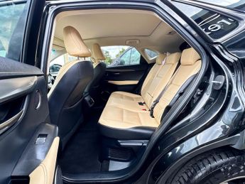 Lexus NX 2.5 300h Luxury E-CVT 4WD Euro 6 (s/s) 5dr