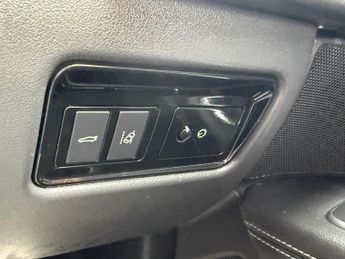 Jaguar XF 2.0d R-Sport Auto Euro 6 (s/s) 4dr