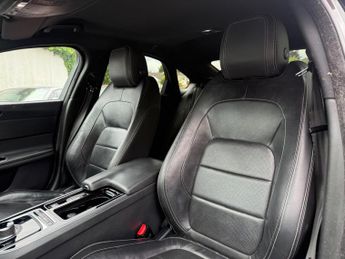Jaguar XF 2.0d R-Sport Auto Euro 6 (s/s) 4dr