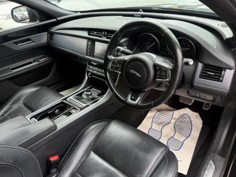 Jaguar XF 2.0d R-Sport Auto Euro 6 (s/s) 4dr