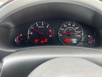 Nissan Pathfinder 2.5 dCi Tekna Auto 4WD Euro 5 5dr