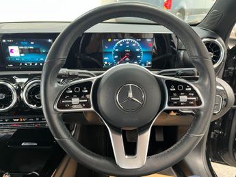 Mercedes-Benz A Class 1.5 A180d Sport 7G-DCT Euro 6 (s/s) 5dr