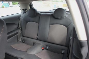 MINI Hatch 1.5 Cooper Euro 6 (s/s) 3dr