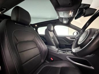 Jaguar F-PACE 2.0 P250i R-Sport Auto AWD Euro 6 (s/s) 5dr