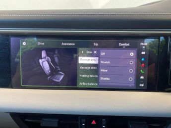 Porsche Macan 100kWh Auto 5dr