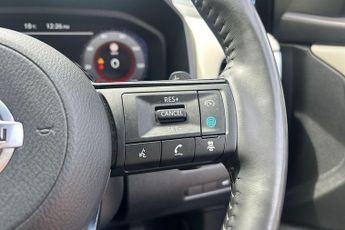 Nissan Qashqai 1.3 DiG-T MH 158 Tekna 5dr Xtronic