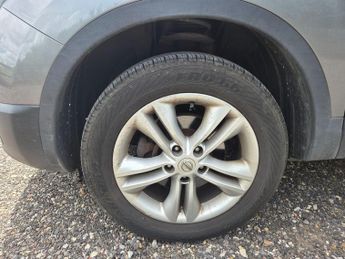 Nissan Qashqai 1.6 Acenta 2WD Euro 5 (s/s) 5dr