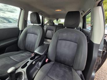 Nissan Qashqai 1.6 Acenta 2WD Euro 5 (s/s) 5dr