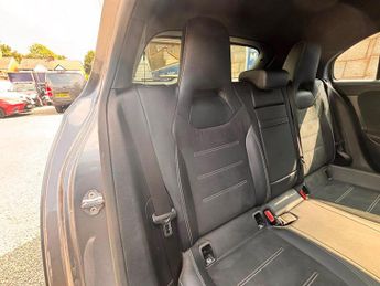 Mercedes-Benz A Class 1.3 A250e 15.6kWh AMG Line Edition (Premium) 8G-DCT Euro 6 (s/s)