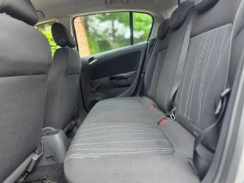 Vauxhall Corsa 1.4i 16v Club 5dr