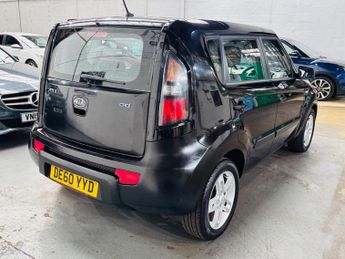Kia Soul 1.6 CRDi 2 Auto Euro 4 5dr