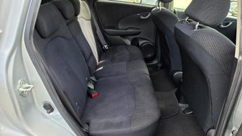 Honda Jazz Fit 1.3h IMA HE EURO 5 CVT 5dr