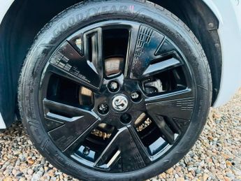 Vauxhall Corsa Electric 50kWh Elite Premium Auto 5dr