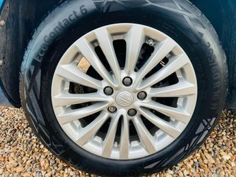 MG MG5 52.5kWh Exclusive Auto 5dr