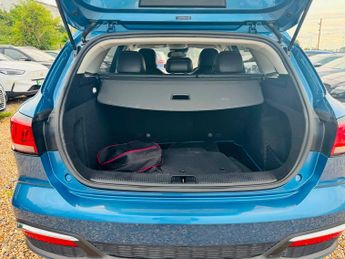 MG MG5 52.5kWh Exclusive Auto 5dr