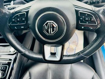 MG MG5 52.5kWh Exclusive Auto 5dr