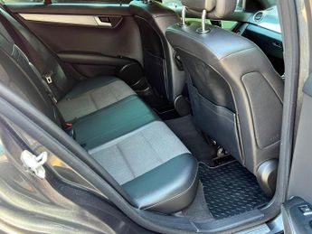 Mercedes-Benz C Class 2.1 C250 CDI BlueEfficiency AMG Sport G-Tronic+ Euro 5 (s/s) 4dr