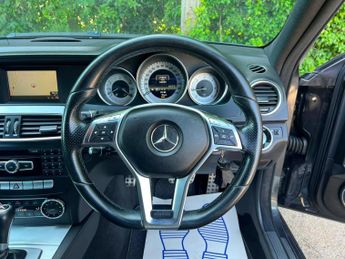Mercedes-Benz C Class 2.1 C250 CDI BlueEfficiency AMG Sport G-Tronic+ Euro 5 (s/s) 4dr