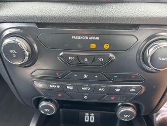Ford Ranger 2.0 EcoBlue Wildtrak Auto 4WD Euro 6 (s/s) 4dr