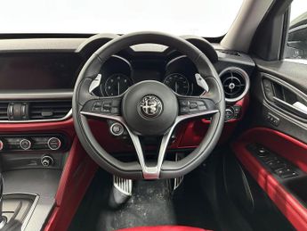 Alfa Romeo Stelvio 2.2 TD Speciale Auto Q4 AWD Euro 6 (s/s) 5dr