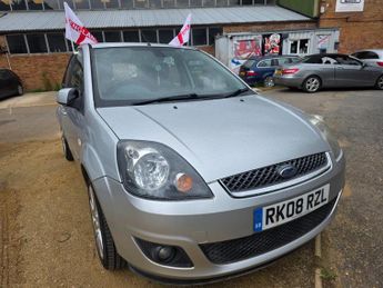 Ford Fiesta 1.6 Ghia Hatchback 5dr Petrol Automatic (176 g/km, 99 bhp)