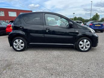 Toyota AYGO 1.0 VVT-i Move Euro 5 5dr