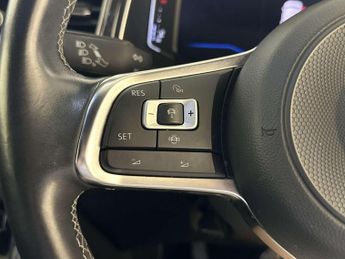Volkswagen T-Roc 1.6 TDI R-Line SUV 5dr Diesel Manual Euro 6 (s/s) (115 ps)