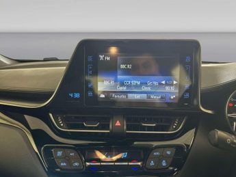 Toyota C-HR 1.8 VVT-h Icon SUV 5dr Petrol Hybrid CVT Euro 6 (s/s) (122 ps)
