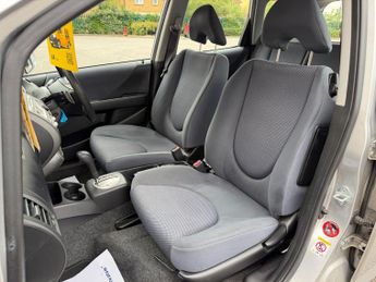 Honda Jazz 1.4 i-DSI SE Hatchback 5dr Petrol CVT-7 (139 g/km, 82 bhp)