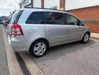 Vauxhall Zafira 1.8 16V Exclusiv MPV 5dr Petrol Manual Euro 5 (SNav) (140 ps)