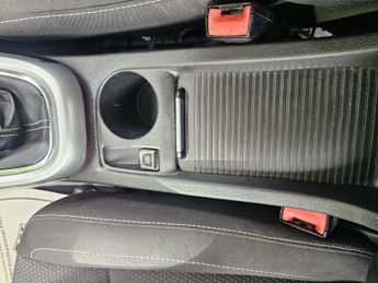 Vauxhall Astra 1.6 16v SRi Euro 5 5dr