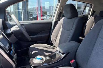 Nissan LEAF (80kW) Acenta (30kWh)