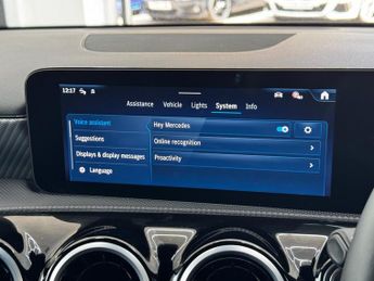 Mercedes-Benz A Class 1.3 A180h MHEV Sport Edition 7G-DCT Euro 6 (s/s) 5dr