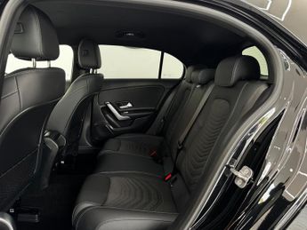 Mercedes-Benz A Class 1.3 A180h MHEV Sport Edition 7G-DCT Euro 6 (s/s) 5dr