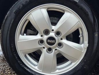 MINI Hatch 1.5 Cooper D Euro 6 (s/s) 5dr