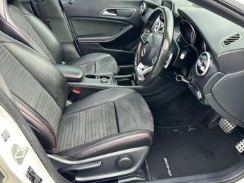 Mercedes-Benz CLA 1.6 CLA180 AMG Sport Coupe 7G-DCT Euro 6 (s/s) 4dr