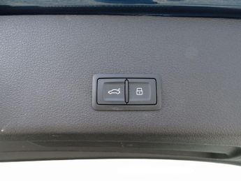Audi e-tron 55 Sport Auto quattro 5dr 95kWh (11kW Charger)