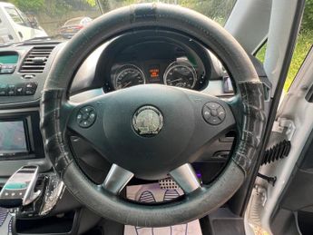 Mercedes-Benz V Class V350 V6 Trend Luxury Package 7S Auto 5DR
