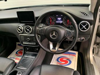 Mercedes-Benz A Class 1.6 A180 SE 7G-DCT Euro 6 (s/s) 5dr