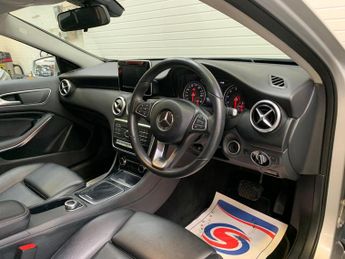 Mercedes-Benz A Class 1.6 A180 SE 7G-DCT Euro 6 (s/s) 5dr